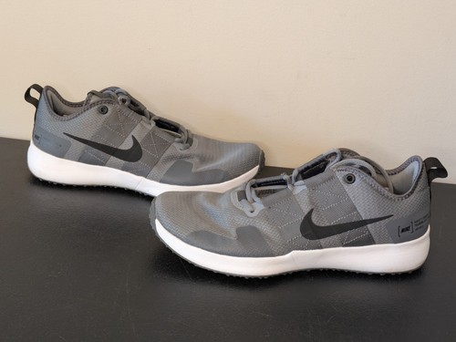 Nike Trainer varsity CMPT 2 c GRIGIO 10,5 Nero Air UOMO Scarpe Casual Sneakers - Foto 1 di 7