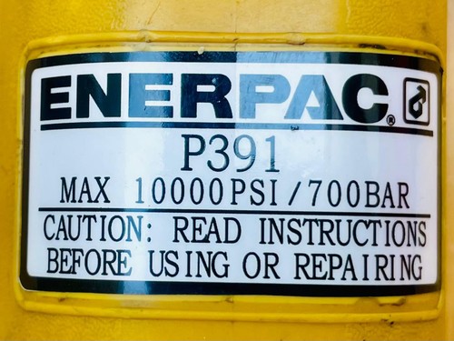 Enerpac P391 Single-Speed Hydraulic Hand Pump 700 Bar/10,000 PSI #2 - Picture 7 of 8