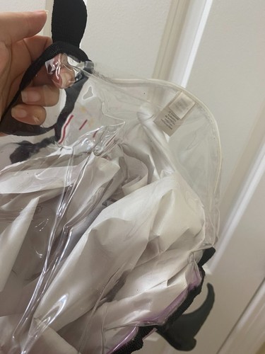 Bolso de Mano Old Navy Witch Vinilo Transparente Truco o Trato Caramelo con Brazos y Piernas - Imagen 9 de 14