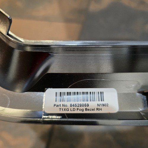 GM OEM 19-22 Sierra 1500 Front Bumper Bumper Components-Trim Ring 84528059 - 第 6/10 張圖片