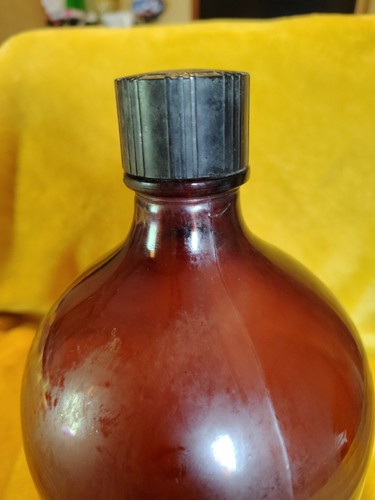 1943 1 Gallon Amber Glass Apothecary Jar w/ Bakelite Cap – Owens-Illinois - Picture 14 of 16