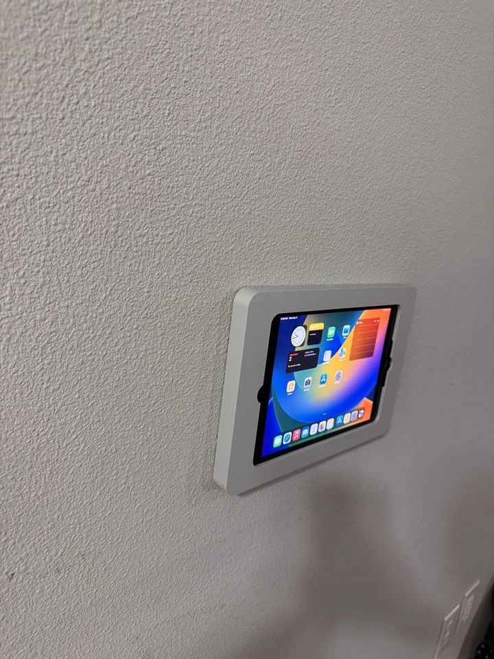 ipad wall mount For iPad 5th Gen Fits Screen-9.2 Screen - Image 4 of 4
