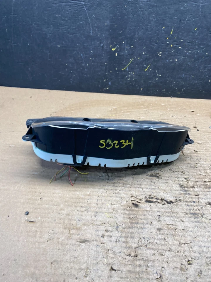 2004 to 2005 Jaguar XJ8 Instrument Cluster Gauge Speedometer S3234 DG - Image 4 of 4