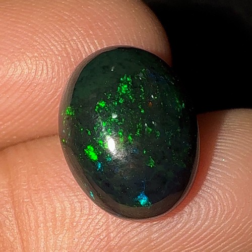 Black Opal Cabochon 3.70 Cts , Stunning Play of Color! Perfect for Jewelry - Picture 2 of 16