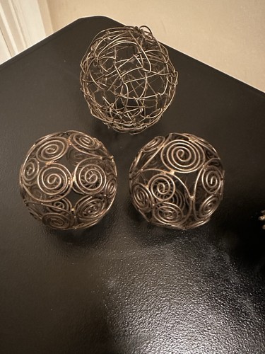 Ornate Ceramic Bronzed Bowl Centerpiece Footed Pedestal Decor With Wire Balls - Picture 6 of 6