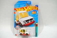 Hot Wheels Tooned VW Volkswagen Golf MK1 HCT27 BRAND NEW SEALED NIB SHIPS FREE!!