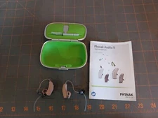 PAIR_AUDEO V90-312T DIGITAL HEARING AIDS Untested Good Shape