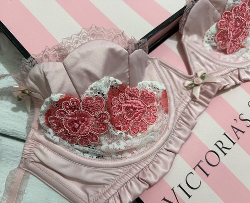 Conjunto de tanga sujetador con aros VS by For Love And Lemons Sylvie rosa blanco - Imagen 3 de 7