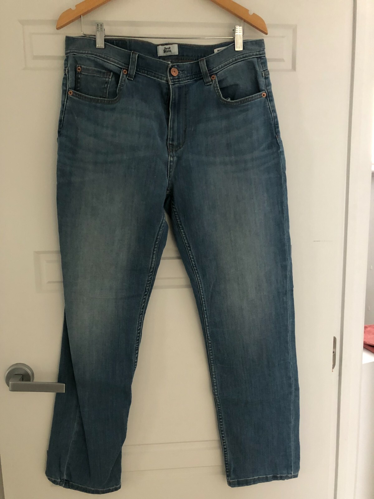 Picture 2 of 10