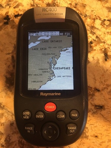 Raymarine RC400 GPS Chartplotter Portable - Foto 3 di 12
