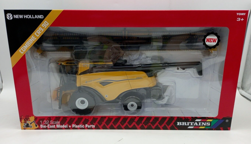 Britains Tomy New Holland Combine Harvester CR9.90 1:32 Scale Model 43332 New