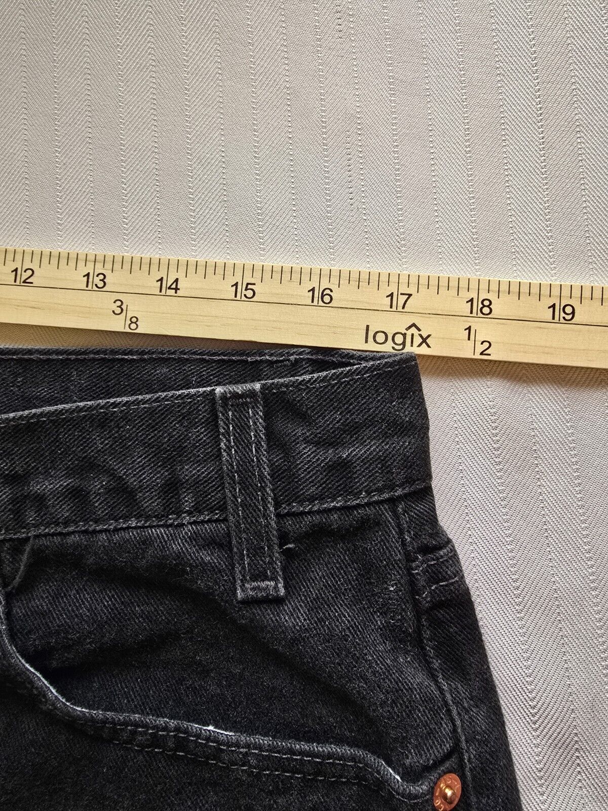 Picture 3 of 20