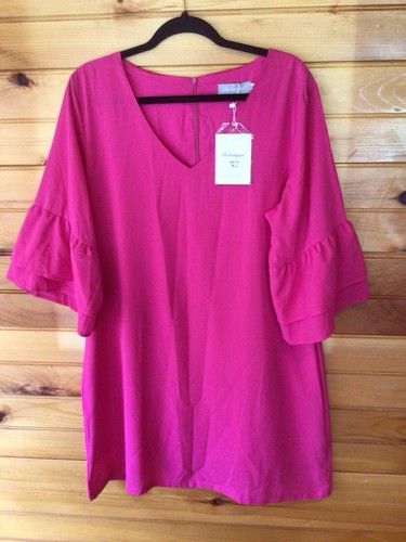 Belongsci Women’s Barbie Pink Bell Sleeve Shift Dress Size XL NWT Boutique - Picture 3 of 11