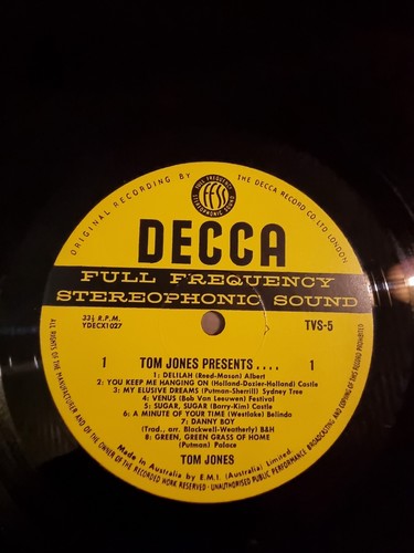 Tom Jones. 12 Inch Album. Vinyl. 'Presents'. Decca. 1971. VG - Picture 5 of 7