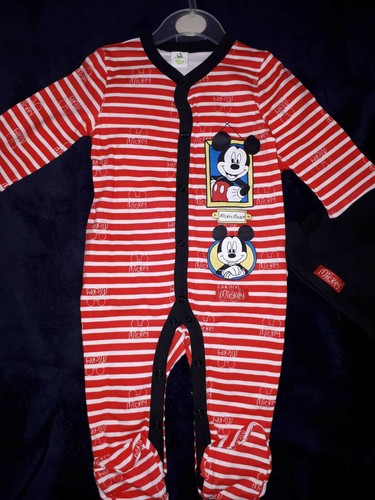 Disney Baby Set 3-teilig Strampler/Mütze & Body 62 68 74  Mickey Mouse  NEU - Bild 1 von 2
