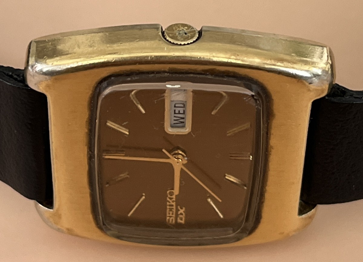 VINTAGE Seiko DX Automatic 25 Jewels Day Date Golden Men's VINTAGE Seiko DX Automatic 25 Jewels Day Date Golden Men's