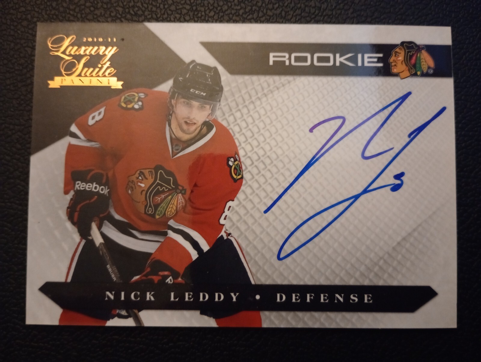 2010-11 Panini Luxury Suite Nick Leddy AUTOGRAPH Blackhawks 15/499