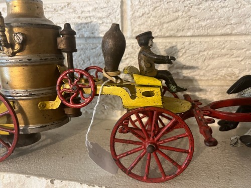 Rare C1900 Antique Wilkins cast iron tin 3 Horse fire wagon Pumper w fireman 21" - Picture 4 of 17