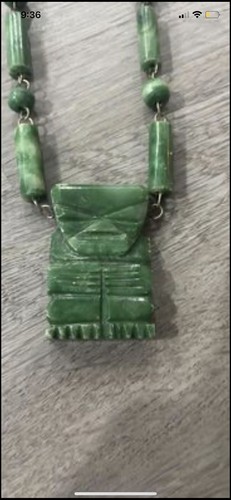 Collar Figura Estilo Azteca o Maya Jade Tallado Años 40 De Colección  - Imagen 2 de 3