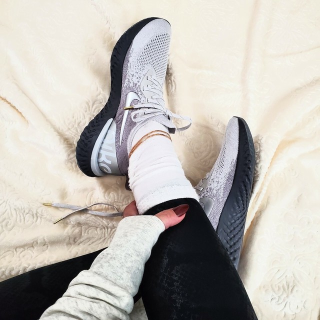 nike epic react flyknit metallic premium