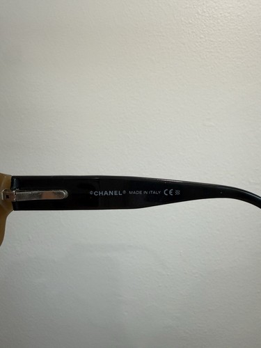 Preowned Authentic Chanel Quilted CC Rose Lense Sunglasses, Need Repair - Picture 7 of 8
