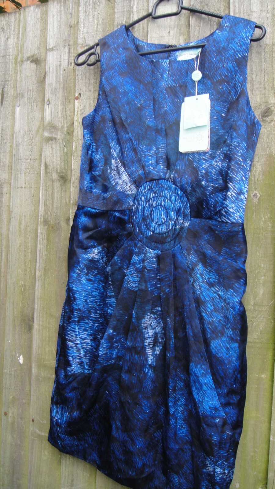 Picture 3 of 9