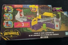 Fisher-Price DC Batwheels Toy Car Playset Legion of Zoom Launching HQ with Ramp