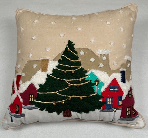 Weihnachten Deko Kissen Ferienhaus Baum verziert 3D Struktur - Bild 1 von 8