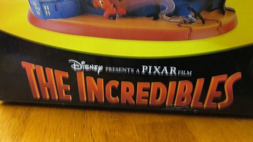 Disney Pixar Gli Incredibili Illumina Grande Globo Neve Animazione Decorazione Illumina - Foto 9 di 10