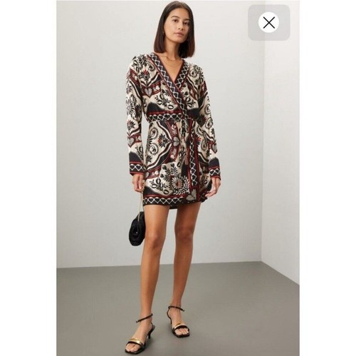 NUEVO Mini Vestido Envolvente Farm Rio Negro Passion Bufanda Talla XS - Imagen 2 de 11