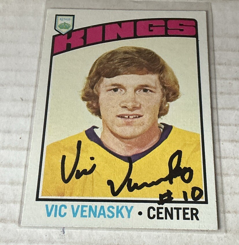 1976-77 Topps - #211 Vic Venasky - Hand Signed Auto