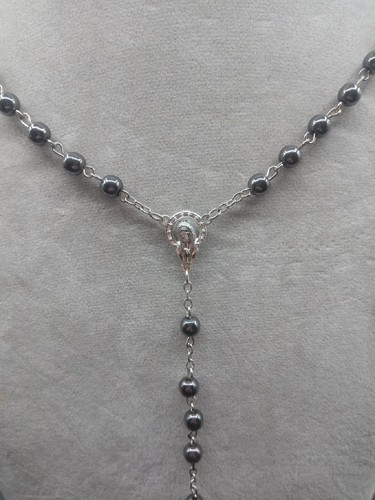 Halskette Perlenkette Kette Perlen schwarz Jesus Maria Kreuz Modeschmuck - Bild 3 von 4