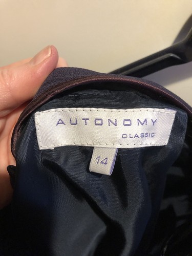 Autonomy Size 14 Purple Smart Lined Straight Skirt, Rear Slit, Exc Condition - Picture 5 of 6