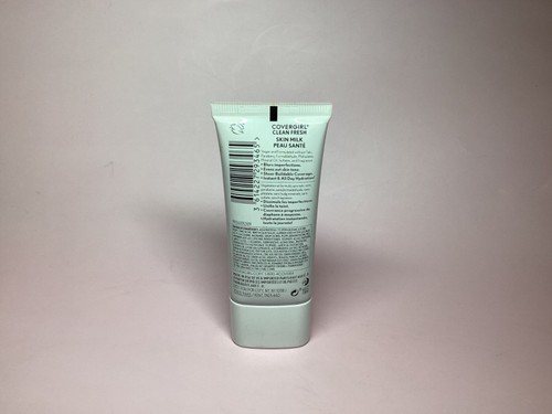 Covergirl Clean Fresh Skin Milk Nourishing Foundation In Various Shades 30ml - Picture 10 of 16