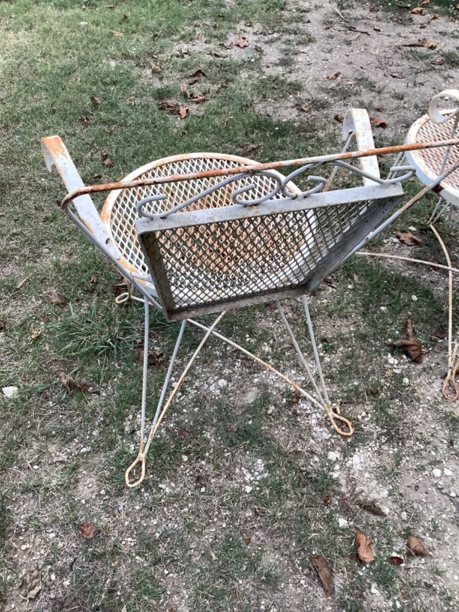 2 Vintage Wrought Iron Chairs Patio Garden Chippy Paint Mesh Metal Mid Century