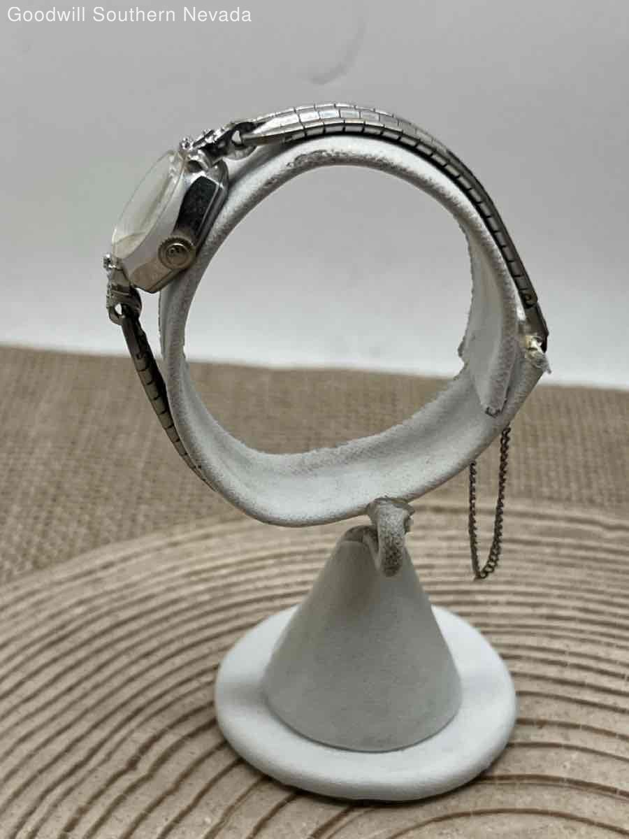 Foto 3 di 7