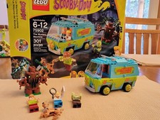 LEGO Scooby-Doo The Mystery Machine (75902)