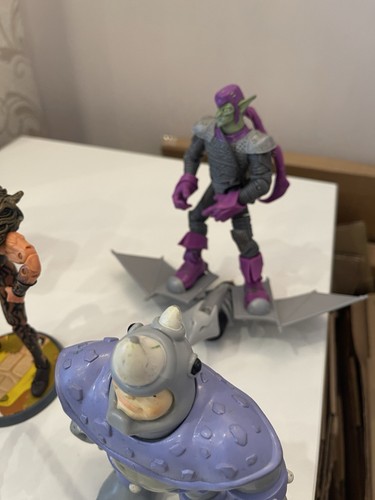 Lote de trabajo de figuras de acción de villanos de Marvel Duende Verde Rinoceronte Kraven y más - Imagen 13 de 16