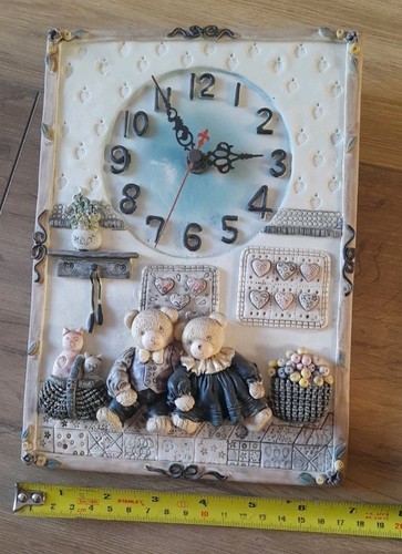 Teddy Bears Design Resin Nursery Wall Clock 9 3/8" X 6 3/4" - Picture 3 of 8