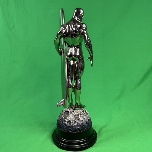 BOWEN SILVER SURFER 14โ SIZE STATUE CHROME OPEN HAND VERSION MARVEL - Picture 7 of 19