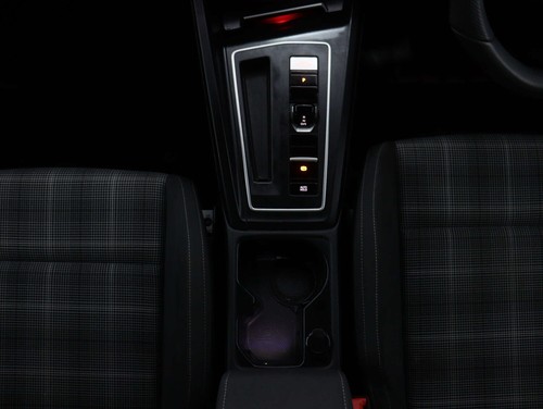 2022 Volkswagen Golf 2.0 Golf GTD TDI Semi-Auto 5dr Hatchback Diesel Automatic - Picture 18 of 24