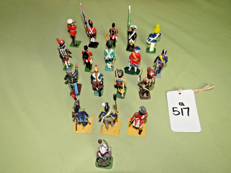 LOTE #517 DE INFANTERÍA NAPOLEÓNICA GRUPO DE SOLDADOS DE JUGUETE PLOMO de 18 en su mayoría de 1700 a 1800 Foto 2 de 4
