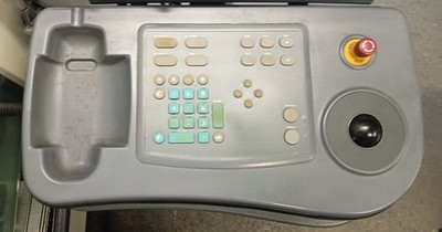 Hurco Konsole VM1 für Doppelbildschirme