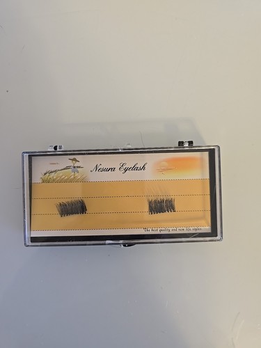 EyeLashes New Open Box - Picture 10 of 11