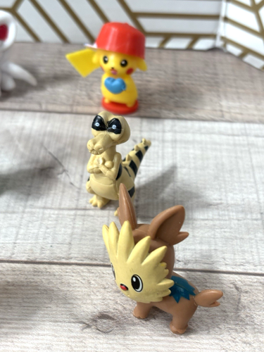 22 Pokemon Advent Calendar Holiday Mini Figures Lot Set NICE - Picture 11 of 24