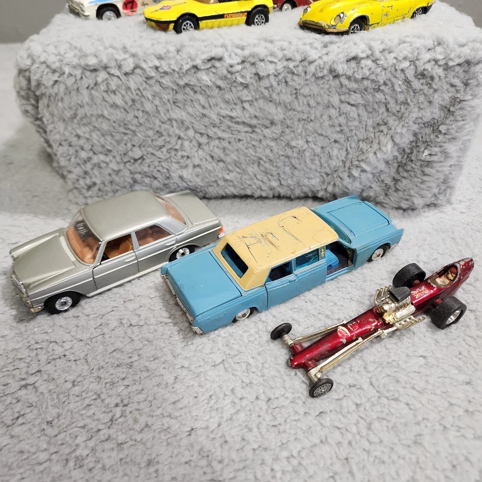 Corgi Die Cast Cars Vintage  Lot of 7 Mercedes Lincoln Whizzwheels Dragster Ford - Image 3 of 4