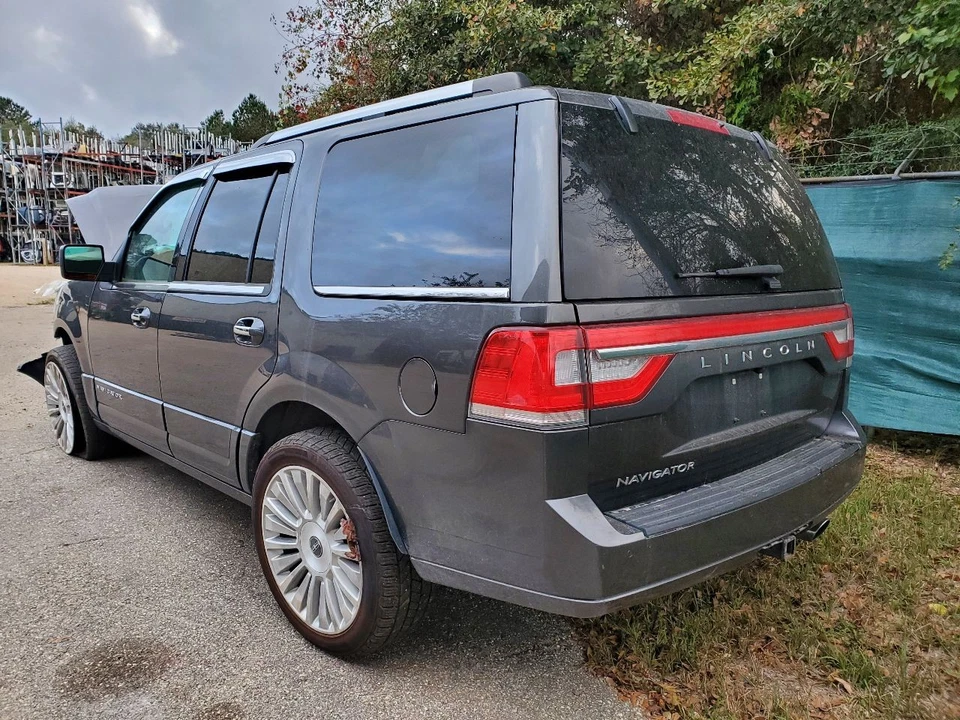 Núcleo de evaporador de aire acondicionado trasero usado se adapta a: Lincoln Navigator 2017 trasero 119`` WB núcleo encendido Foto 2 de 4