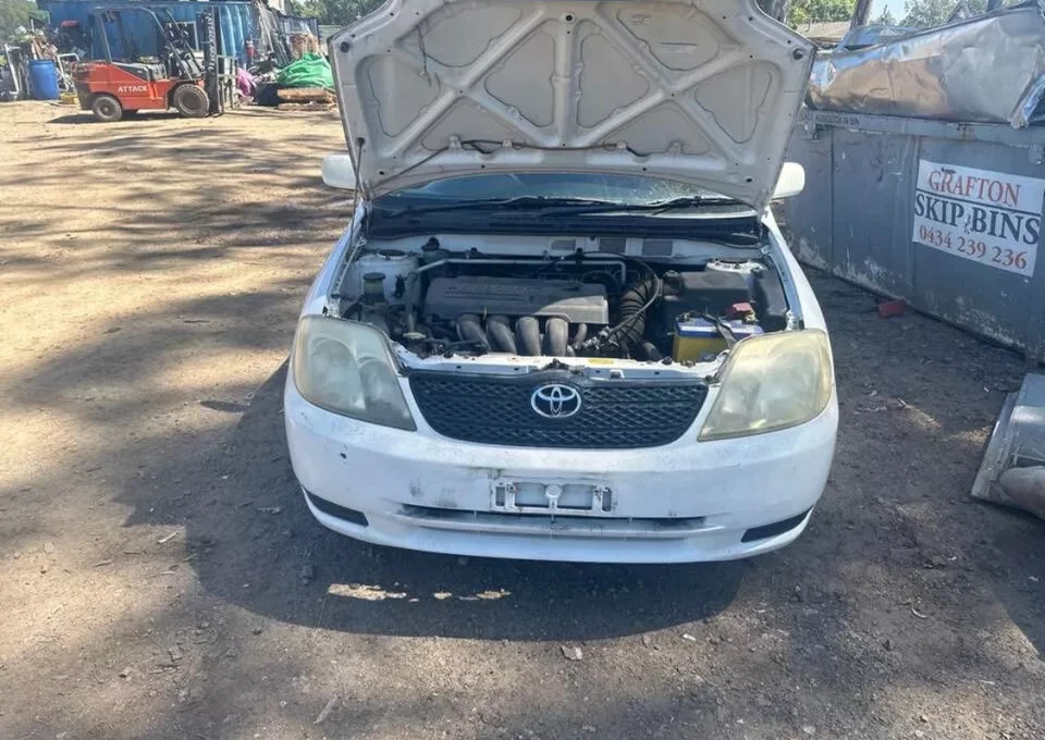 2003 Toyota Corolla Steering Wheel Assembly #B122 - image 3 of 4