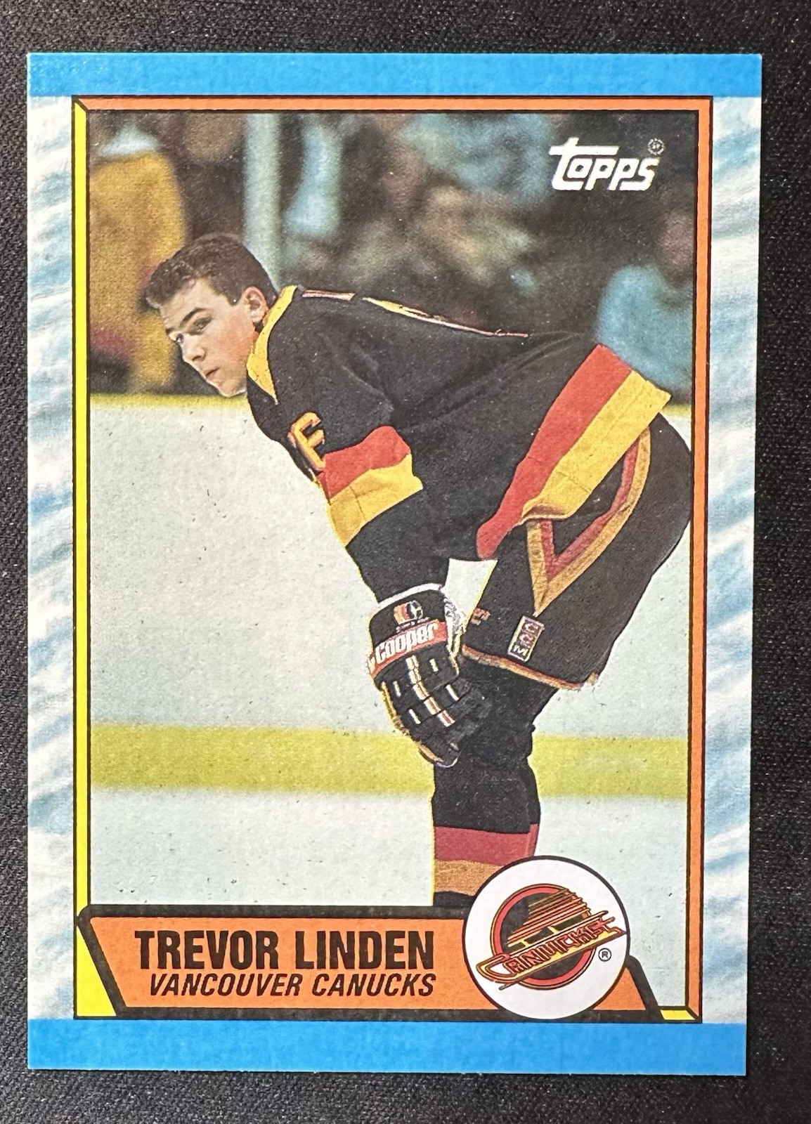 1989 TOPPS #89 TREVOR LINDEN ROOKIE VANCOUVER CANUCKS HALL OF FAME
