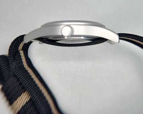VH31 Field Watch Satin Stainless Steel Sapphire Crystal Lume Military Style - Picture 9 of 11